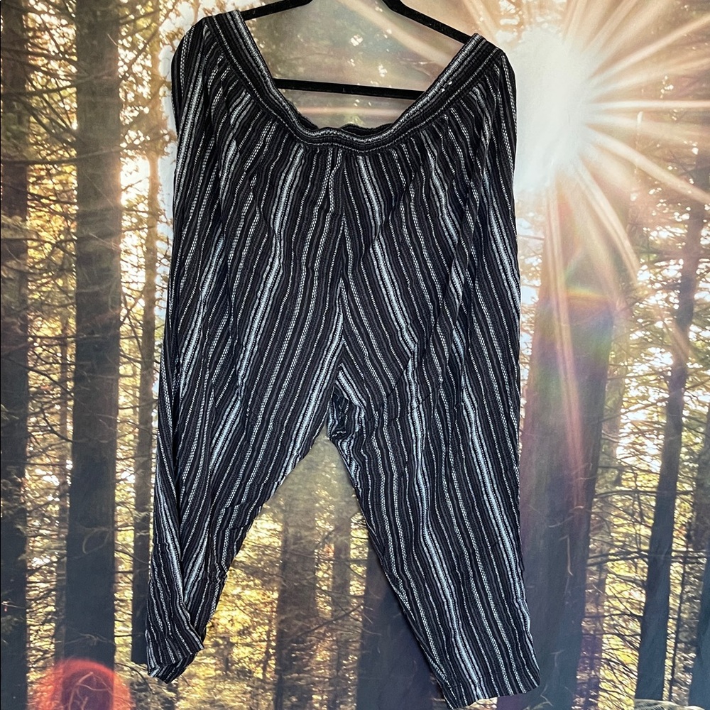 Jessica Simpson Striped Black and White Joggers